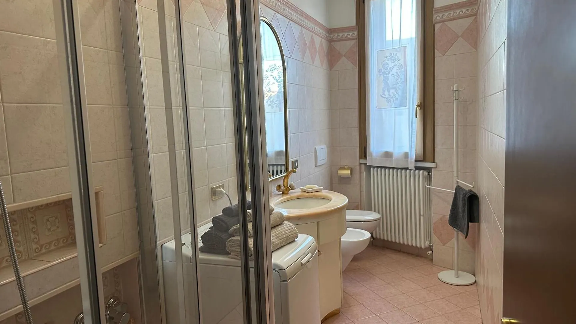 Apartment Residenza D'Autore A Reggio Emilia